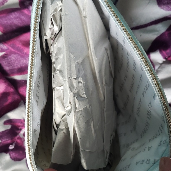 makeup bag - Picture 4 of 4